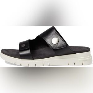 David Tate Black and White Slide Sandals
